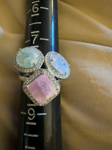 Triple Stone White Pink Green ring 8