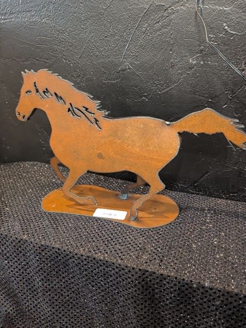 Metal Galloping Decoration