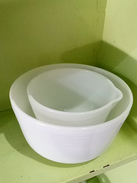 White Pyrex 2pc Ringware Bowl Set, Large