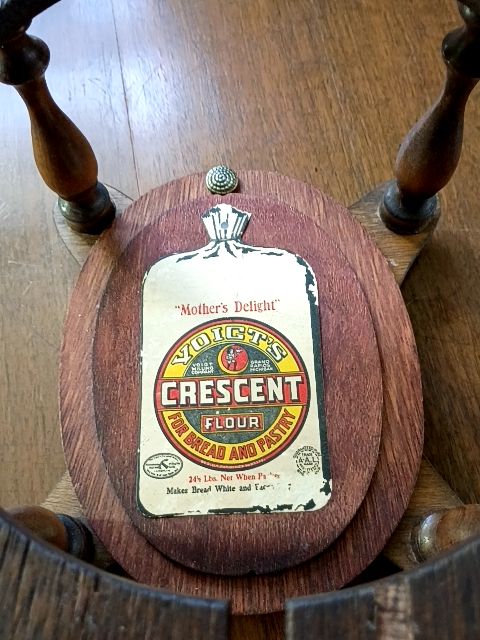 Crescent Flour bowl rack 9.5" x 6"