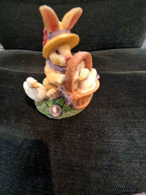 Brown & White Bunny w/Ducks in Basket Figurine, 3.5" × 3" × 3.5"