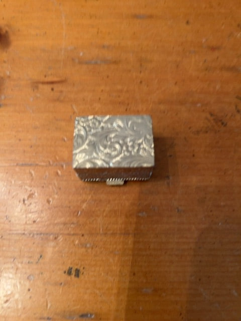 Vintage Limoges Castel Pill box