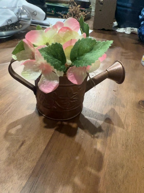 Mini flower can