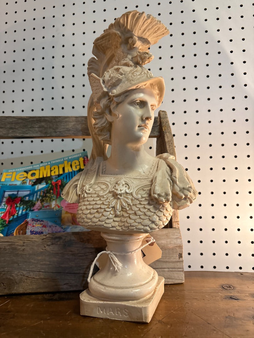 Cream Mars Mars statue (as is)