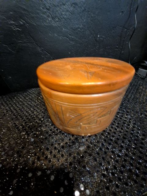 Terre Cotta Navajo Pottery w/Lid "as is" Cracked, 5" × 3.5"