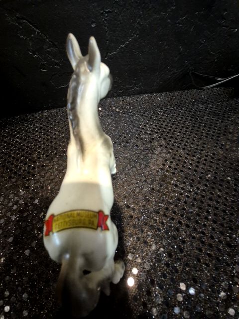 White w/black National Museum Gettysburg, PA Ceramic Horse Figurine, 3.5" × 1.5" × 4"
