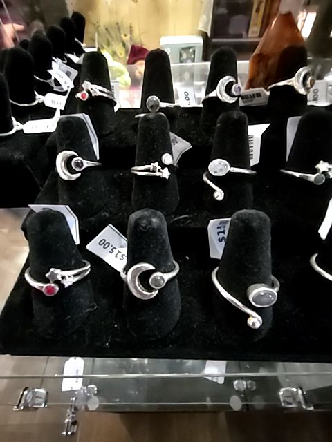 Adjustable Crystal Ring