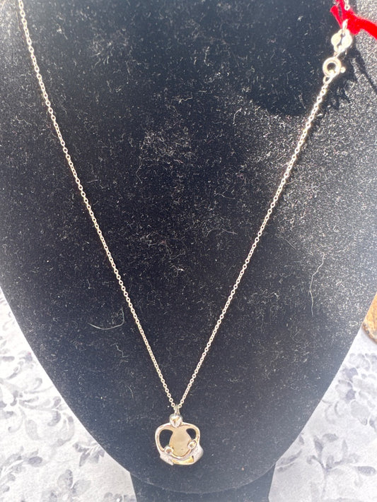 C. Pollack Mother and children necklace 925