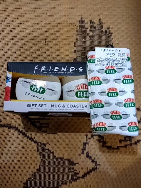 "Friends" Mug/Coaster & Socks NWT