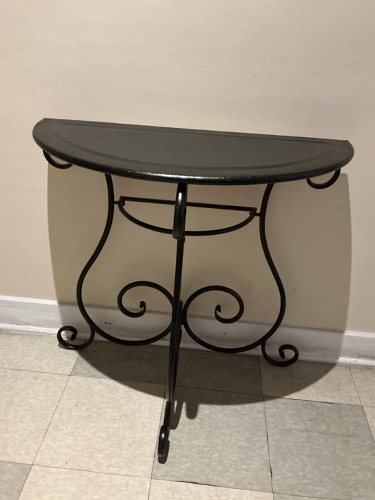 Black Unknown Half moon metal table, 30.5”x30.5”