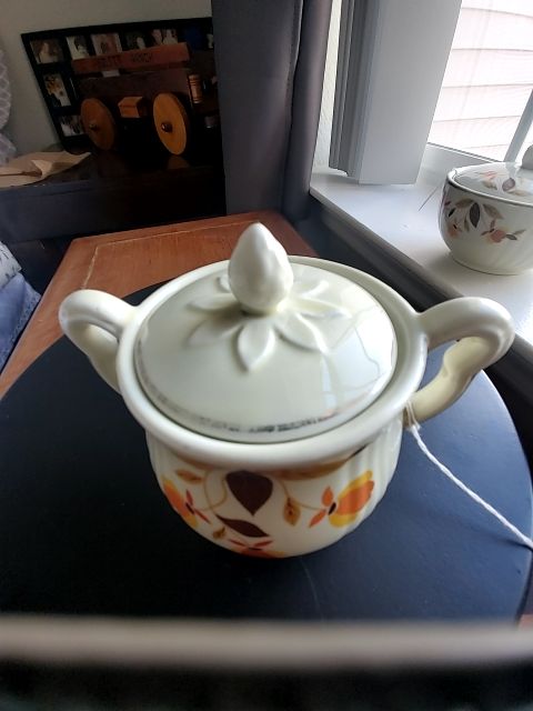 Autumn leaf Halls superior china Covered sugar bowl