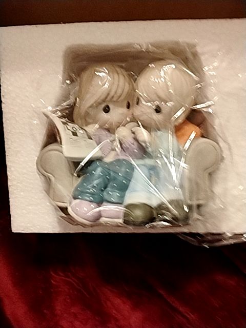 Light blue, tan, cream Precious Moments Precious Moments Figurine, 4 " H