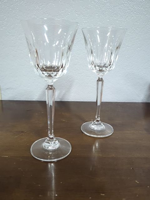 Mikasa Interlude wine glass set of 2