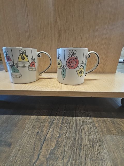 Christmas & Holiday coffee cups
