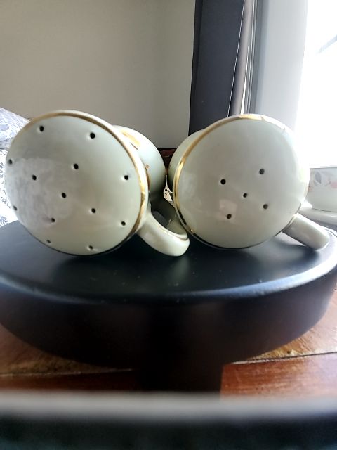 Autumn leaf Halls superior china Salt and pepper