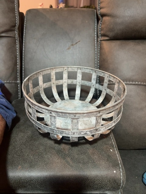 galvanized metal strap bowl-small