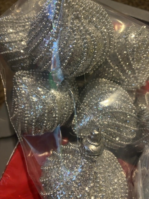 Shatterproof ornaments 8pc bag