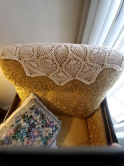 Doily, 25x12