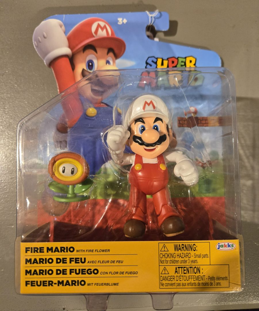 Super Mario Fire Mario figure
