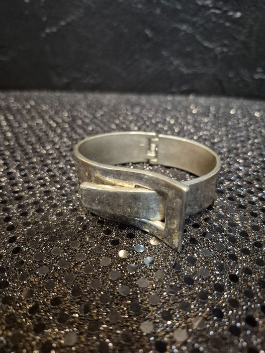 Unique Buckle style Bracelet