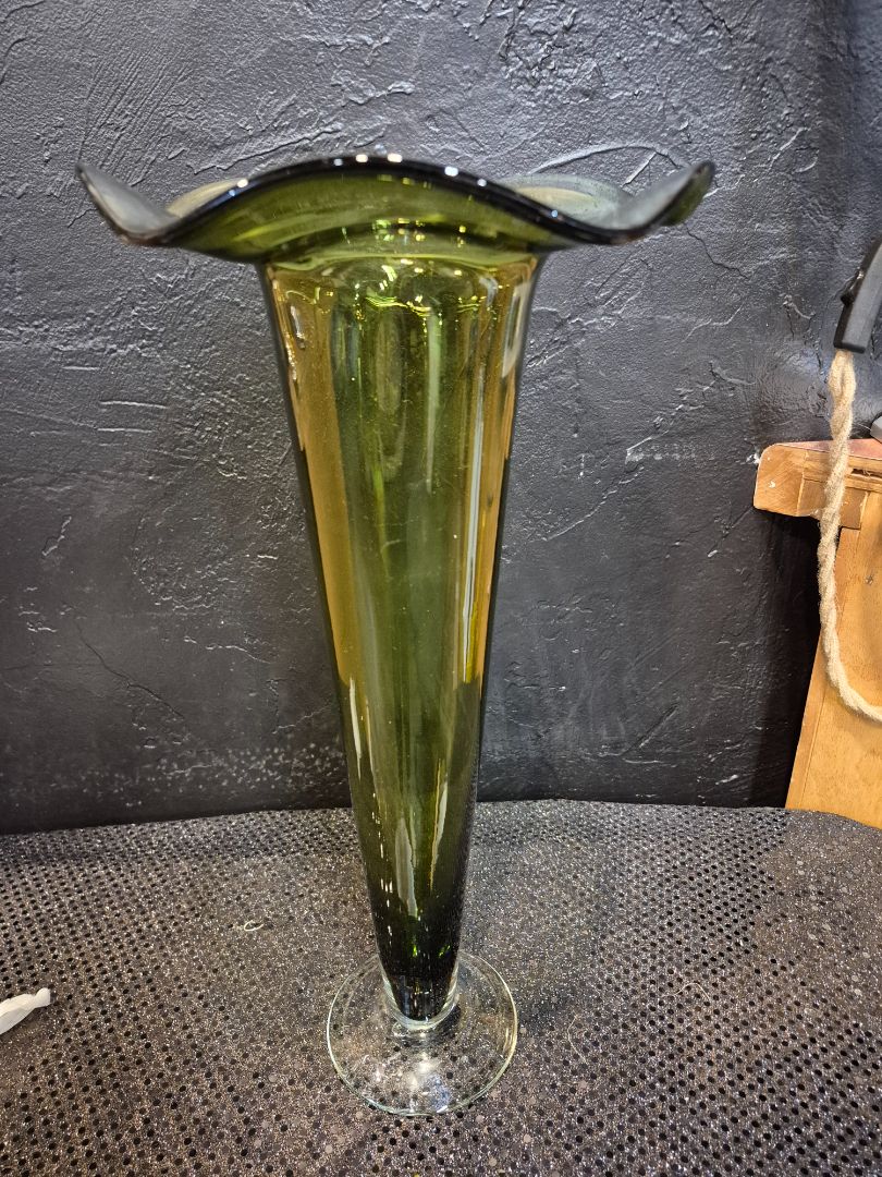 Vintage Tall Hand Blown Olive Green Art Fluted Ruffle