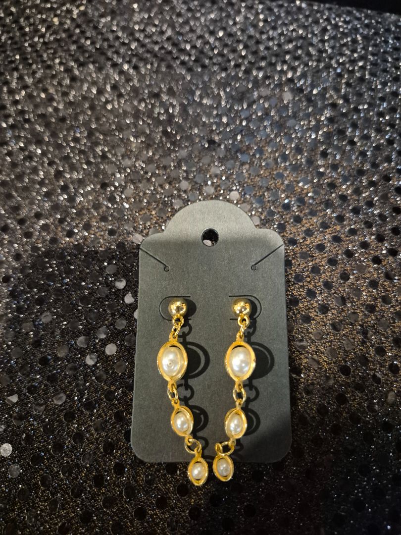 Vintage Faux Pearl Drop Earrings