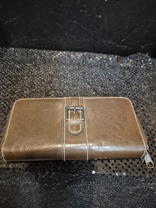 Vintage Brown Leather Trifold Wallet