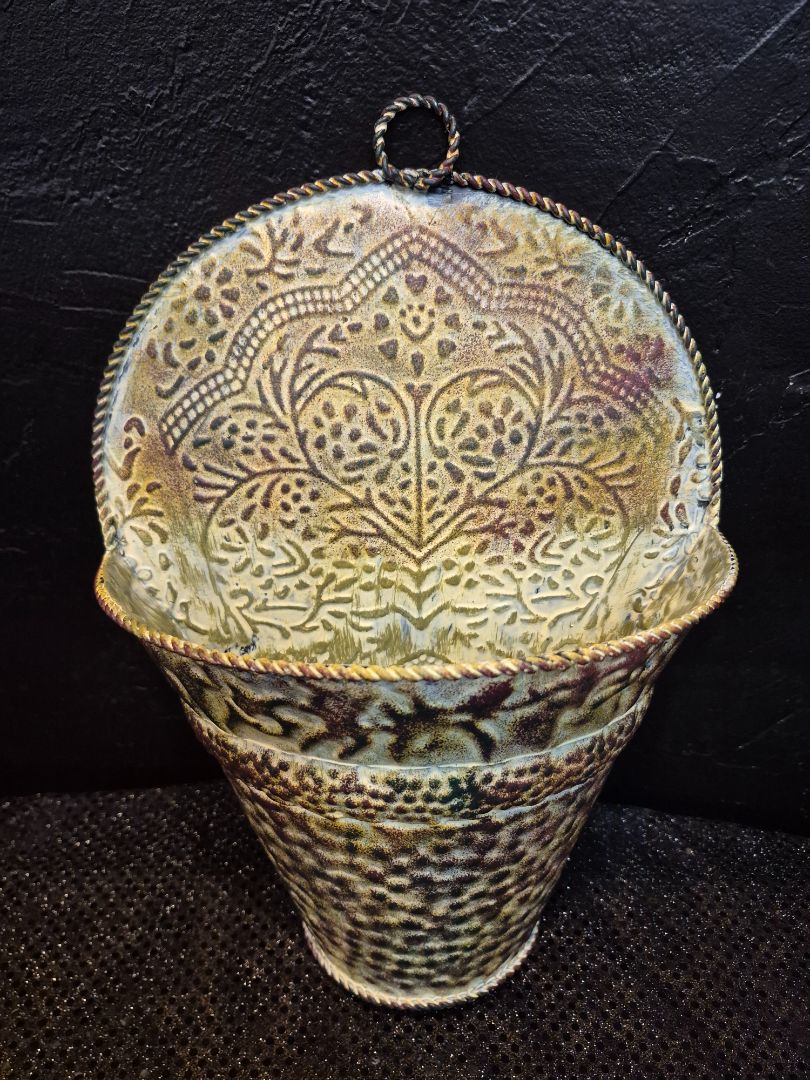 Metal Hanging Plant Stand
