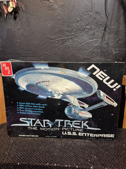 AMT Star Trek The motion Picture U.S.S. Enterprise Model Kit (inside packages unopened)
