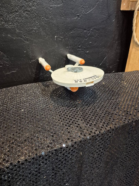Vintage 1977 Star Trek USS Enterprise Diecast