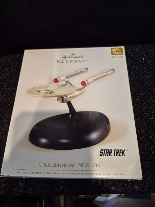 Hallmark Keepsake Star Trek USS Enterprise Unopened