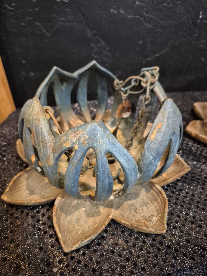 Cast Iron Out Door Flower Hanging Candle Holders