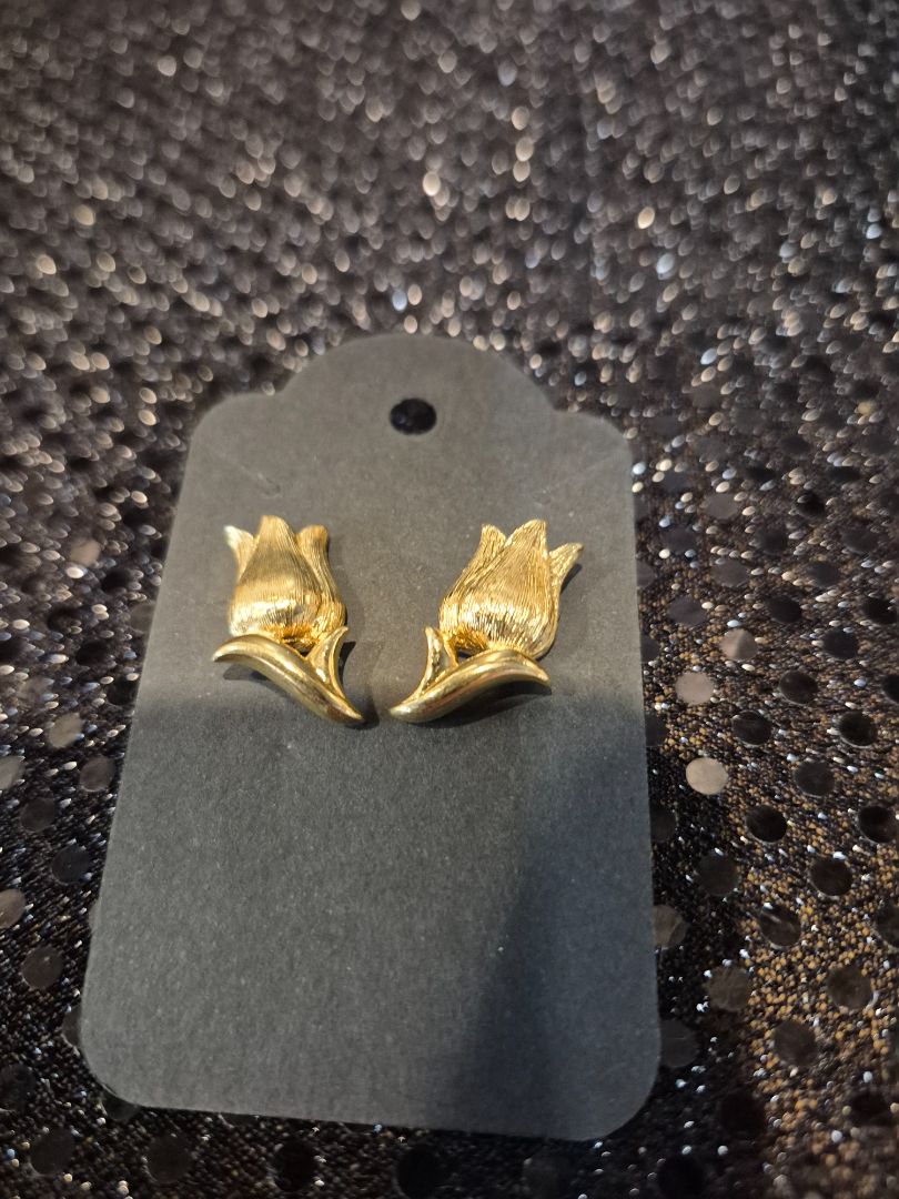 Gold Toned Flower Earrings