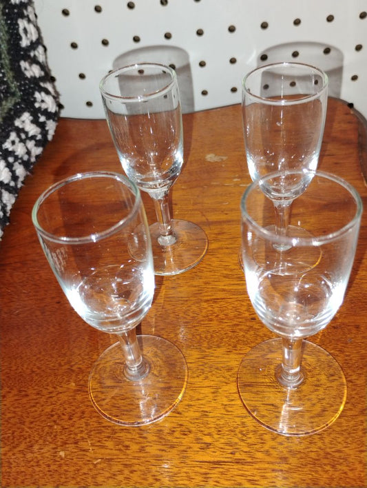 Cordial Wine Glass Set 4