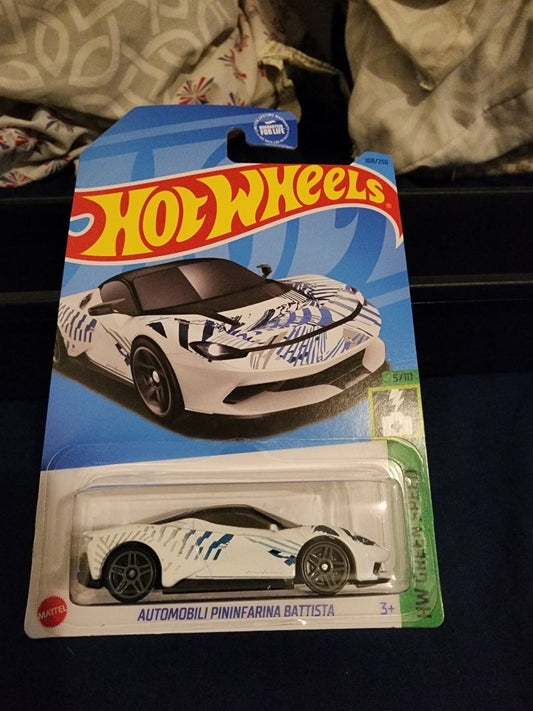 White & Blue  HotWheels: Automobili Pininfarina Battista