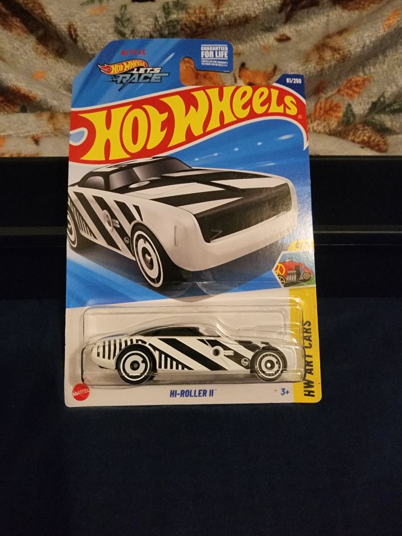 Black & White  HotWheels: Hi-Roller ll