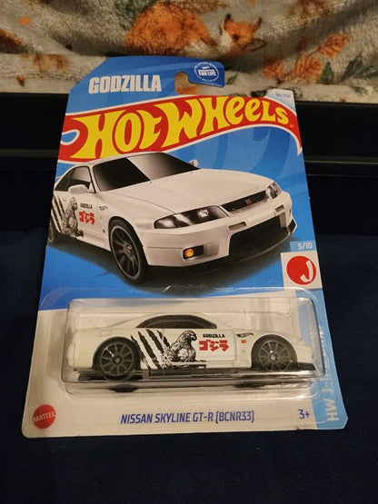 White  HotWheels: Nissan Skyline GT-R [BCNR33]