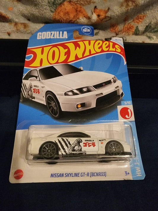 White  HotWheels: Nissan Skyline GT-R [BCNR33]