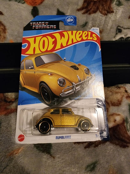 Gold  HotWheels: Transformers BumbleBee