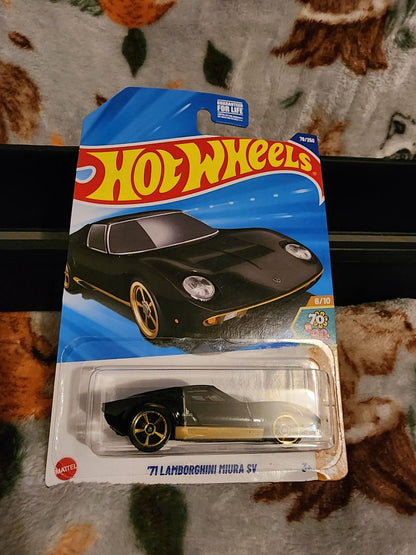 Black & Gold  71 Lamborghini Miura SV