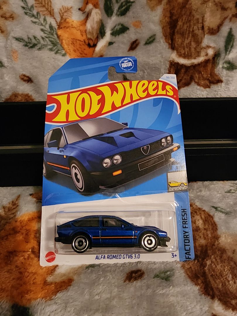Dark Blue  HotWheels: Alfa Romeo GTV6 3.0