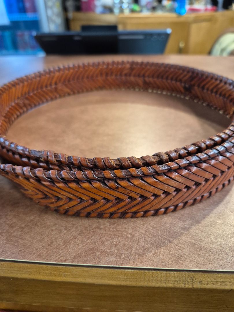 Leather weaved belt