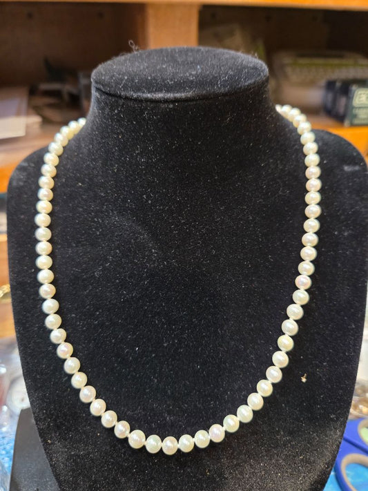 Vintage 14k Gold Pearls