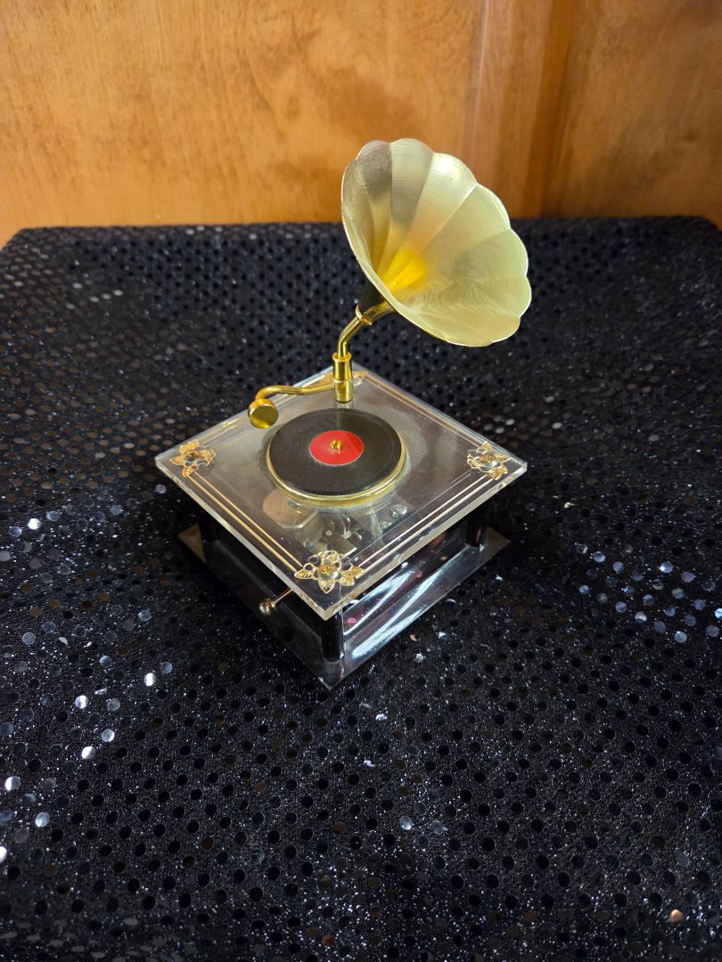 Vintage Sankyo Japan Music Box 1970's