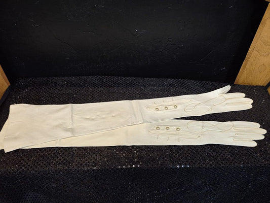 Vintage Delicate White Leather Gloves