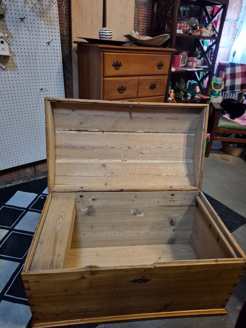 Antique Chest Biedermeier Around 1850's Round Lid Chest Blanket box