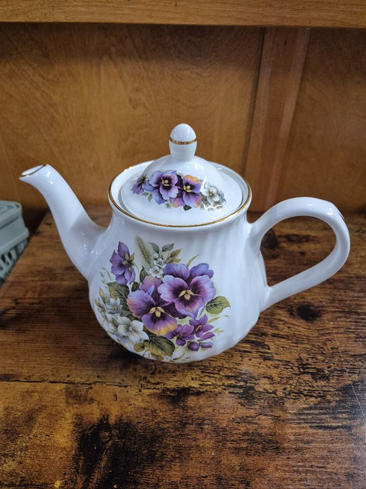 Vintage Arthur Wood & Son Teapot 6541 Staffordshire England