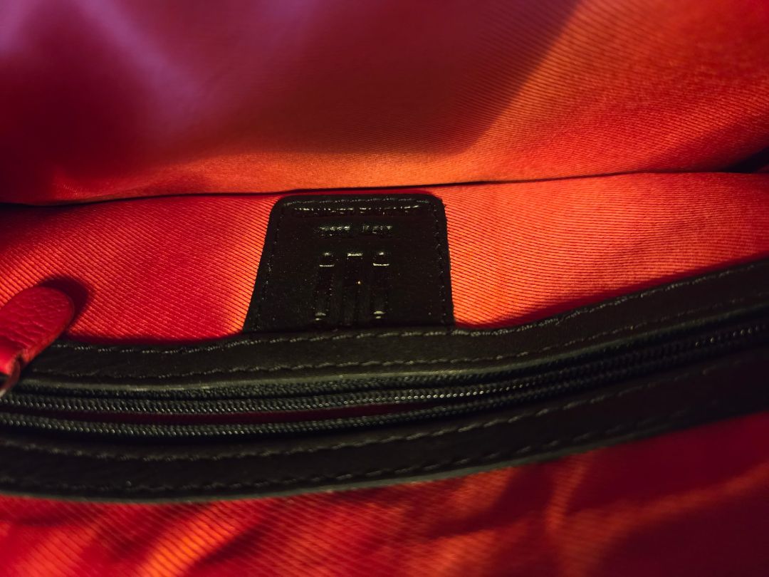 Black W Red Rose NY NY BlackW/Rose Leather Purse, Medium
