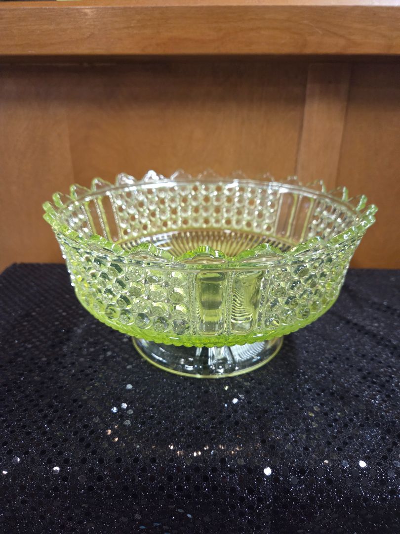 EAPG Vaseline Center Piece Bowl w/Pedestal Base Late 1800's by Richards and Hartley Glass Company