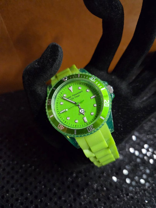 Watch Quartz Green Dive Watch Waterproof from avon